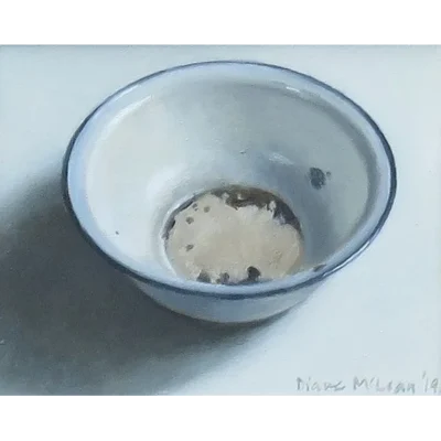 Diane McLean painting of a bowl with a blue rim